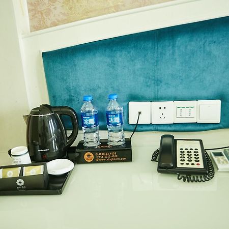 Xinghe Xinfeng Hotel Гуанчжоу Экстерьер фото